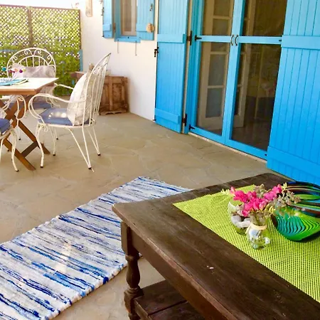 Dalla's Cyprus Retreat דירה *