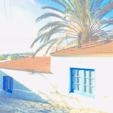 Dalla's Cyprus Retreat * Maroni